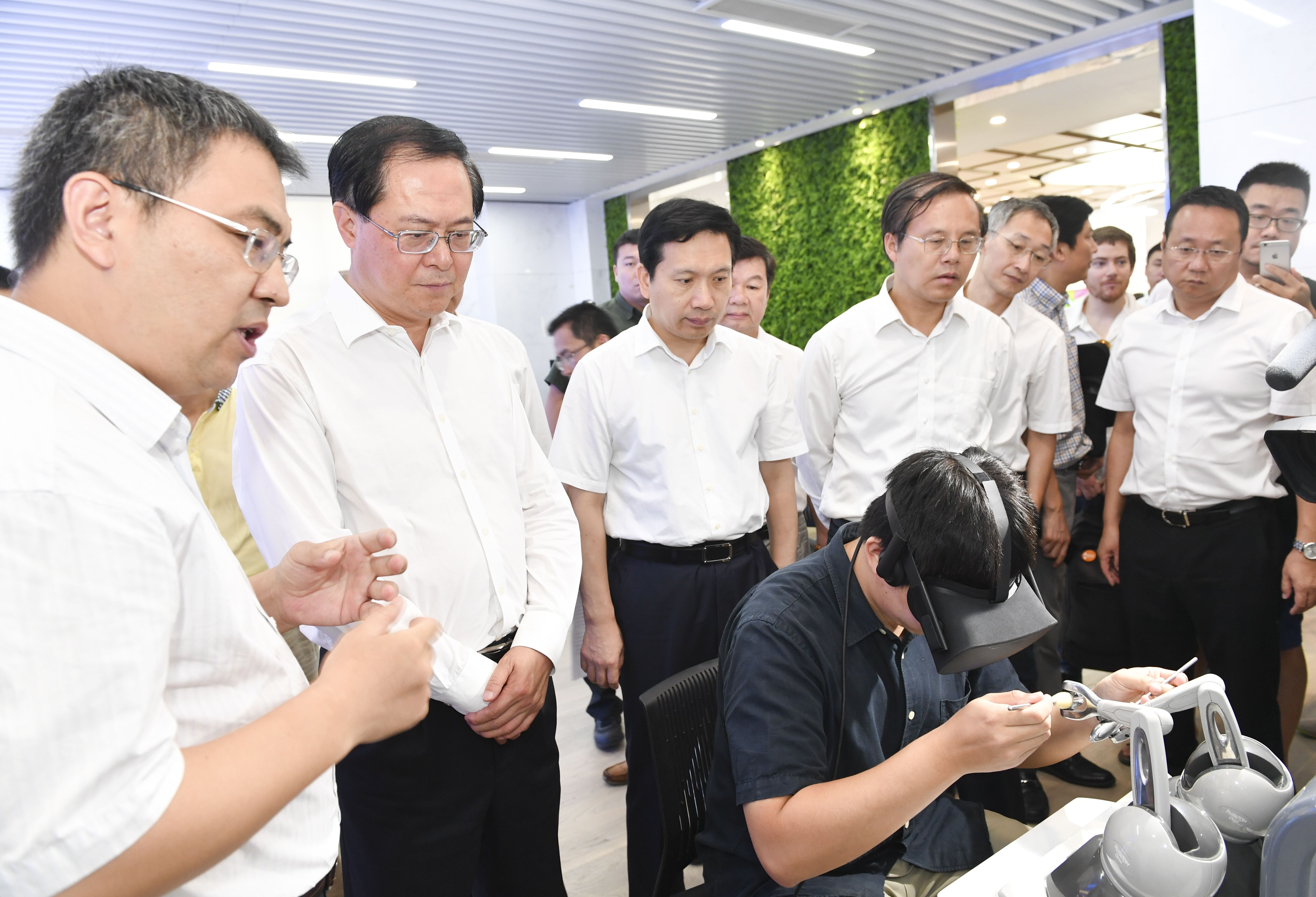 浙江聚力打造全球一流人工智能新高地，技术推广服务赋能产业新未来